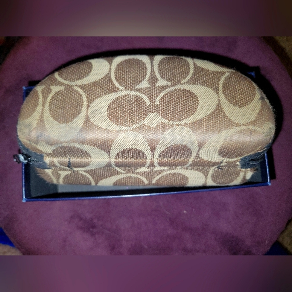 Coach sunglasses case